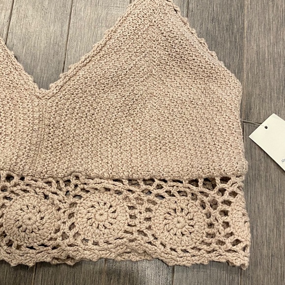 NWT Abercrombie & Fitch Crochet Crop Bra Top - Picture 4 of 6